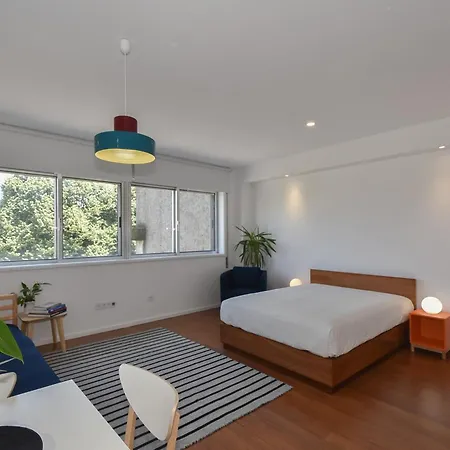 Republica Flat